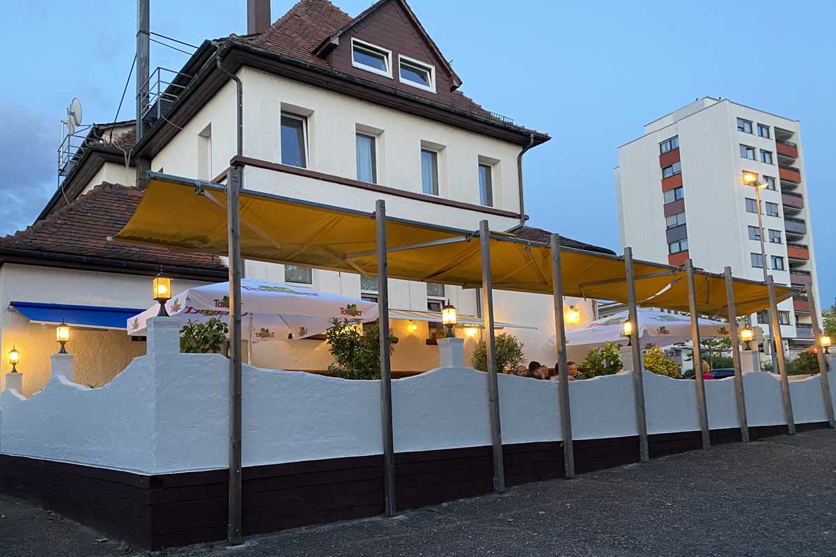 Draußen & Biergarten12