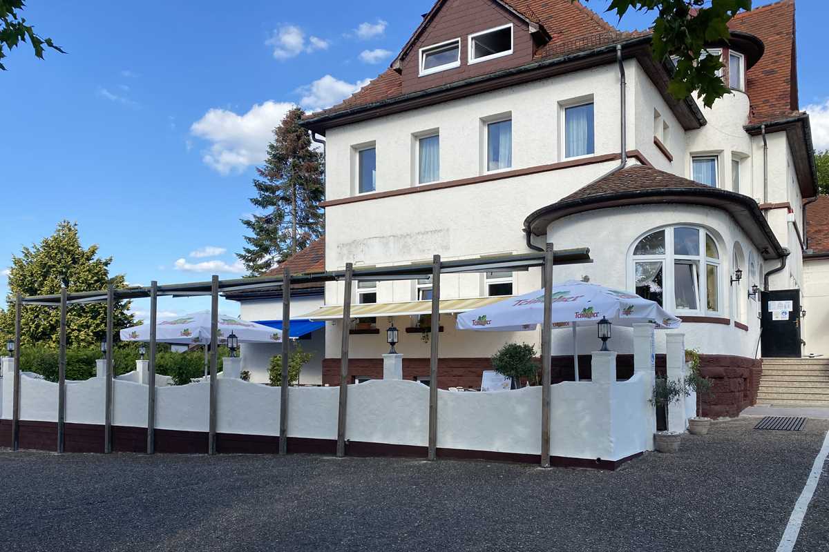 Draußen & Biergarten13